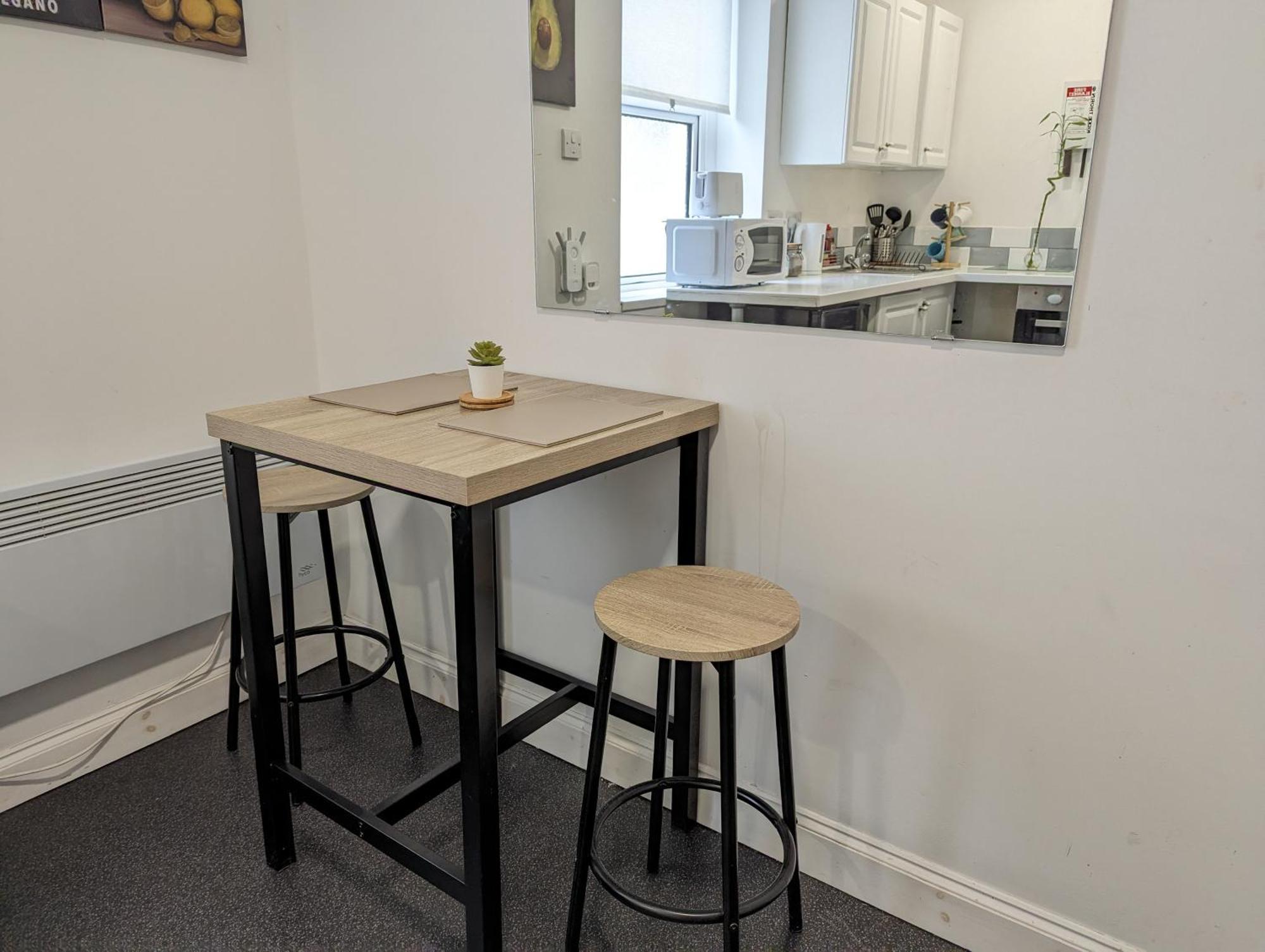 Serene 1 Bedroom Flat In Roath Cardiff Ngoại thất bức ảnh