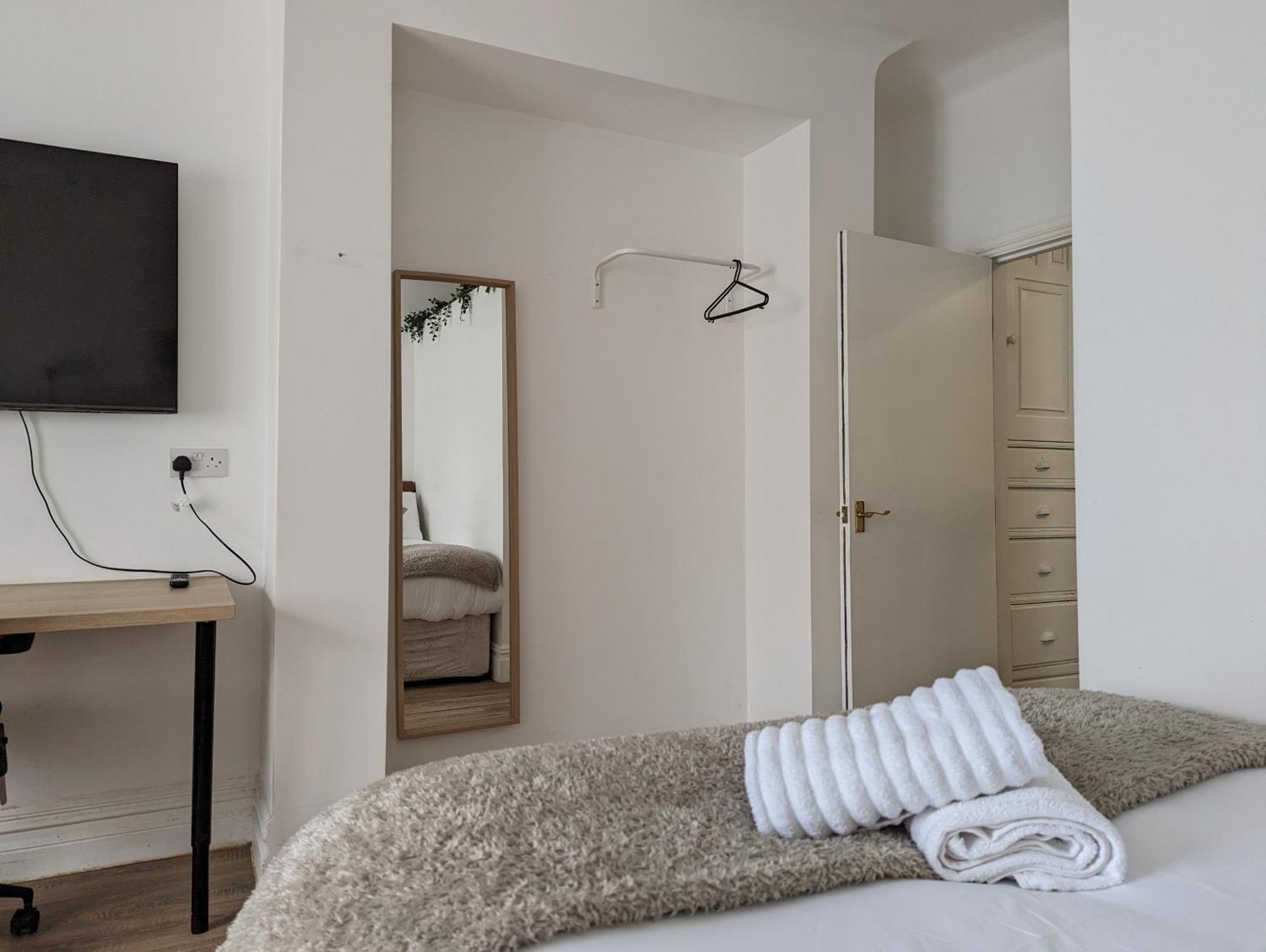 Serene 1 Bedroom Flat In Roath Cardiff Ngoại thất bức ảnh