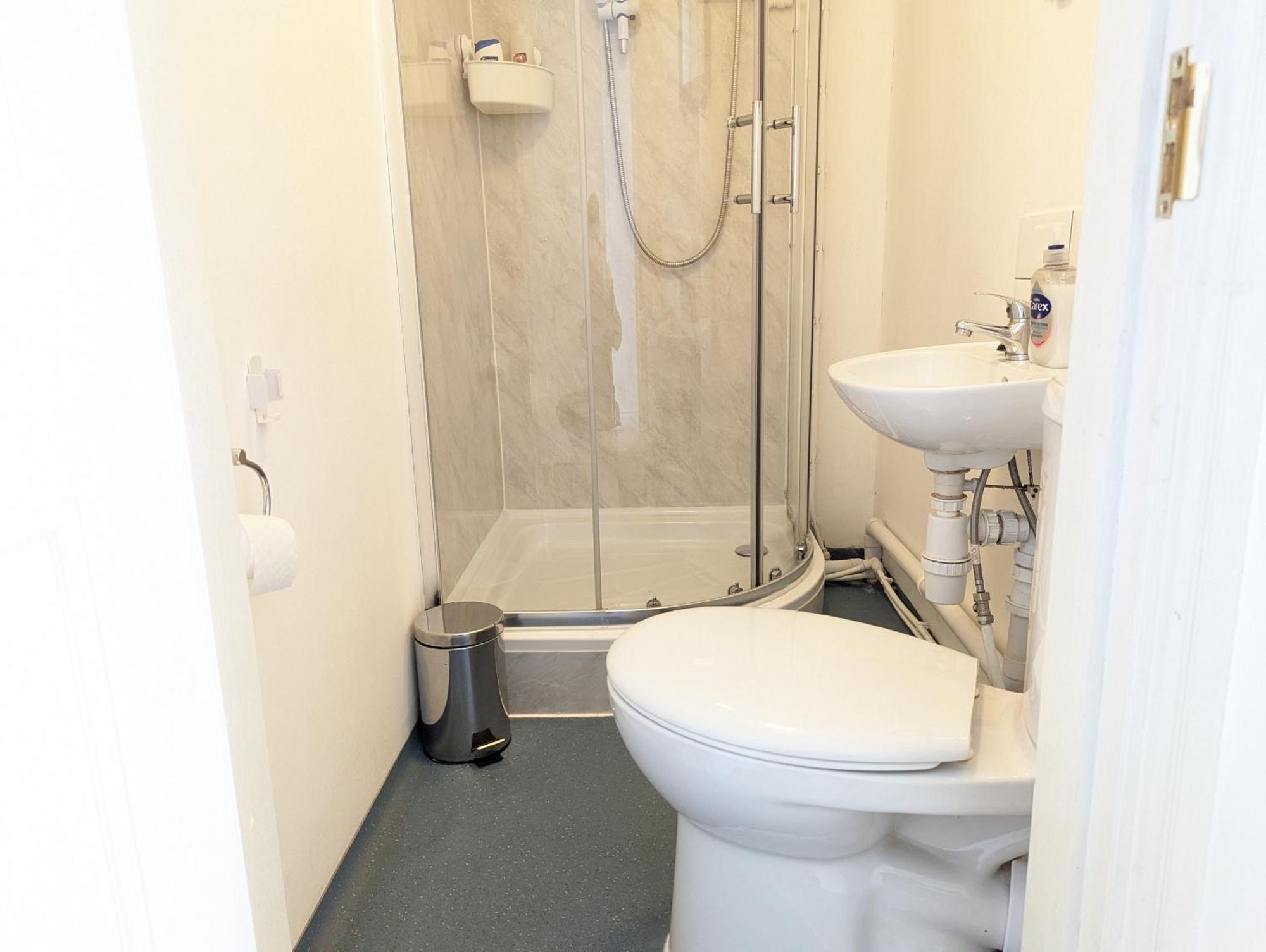 Serene 1 Bedroom Flat In Roath Cardiff Ngoại thất bức ảnh