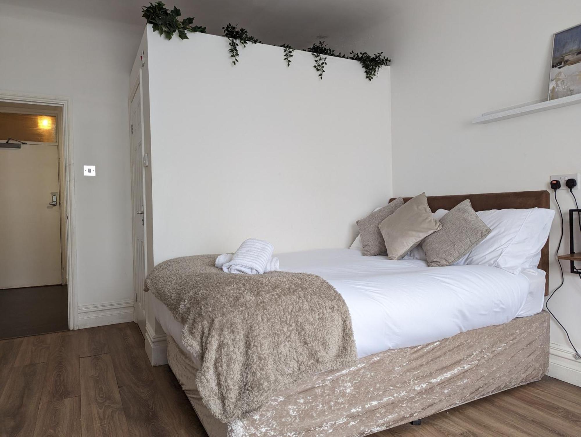 Serene 1 Bedroom Flat In Roath Cardiff Ngoại thất bức ảnh